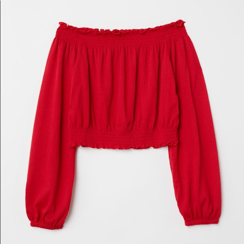 red off the shoulder long sleeve crop top